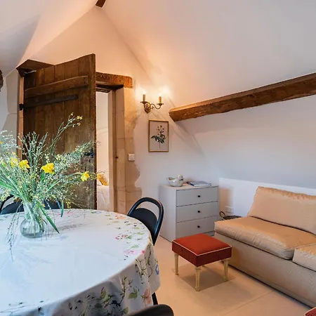 Semesterbostad Bagatelle Avec Jardin Et Piscine Chauffee *